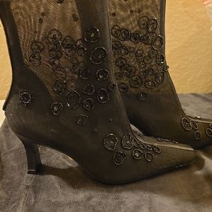 Brand new low heel boots